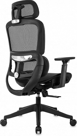 Кресло руководителя Бюрократ 831 /BLACK